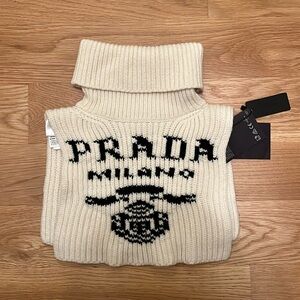 PRADA Turtle neck underneath blazer